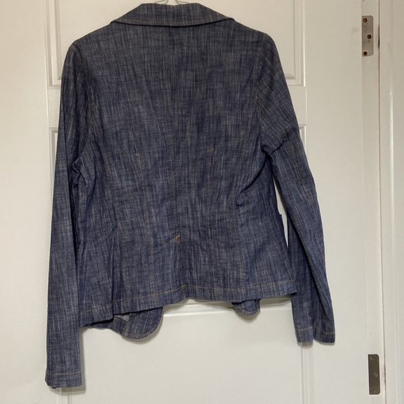 Ambition jean jacket SIZE medium - Picture 8 of 9